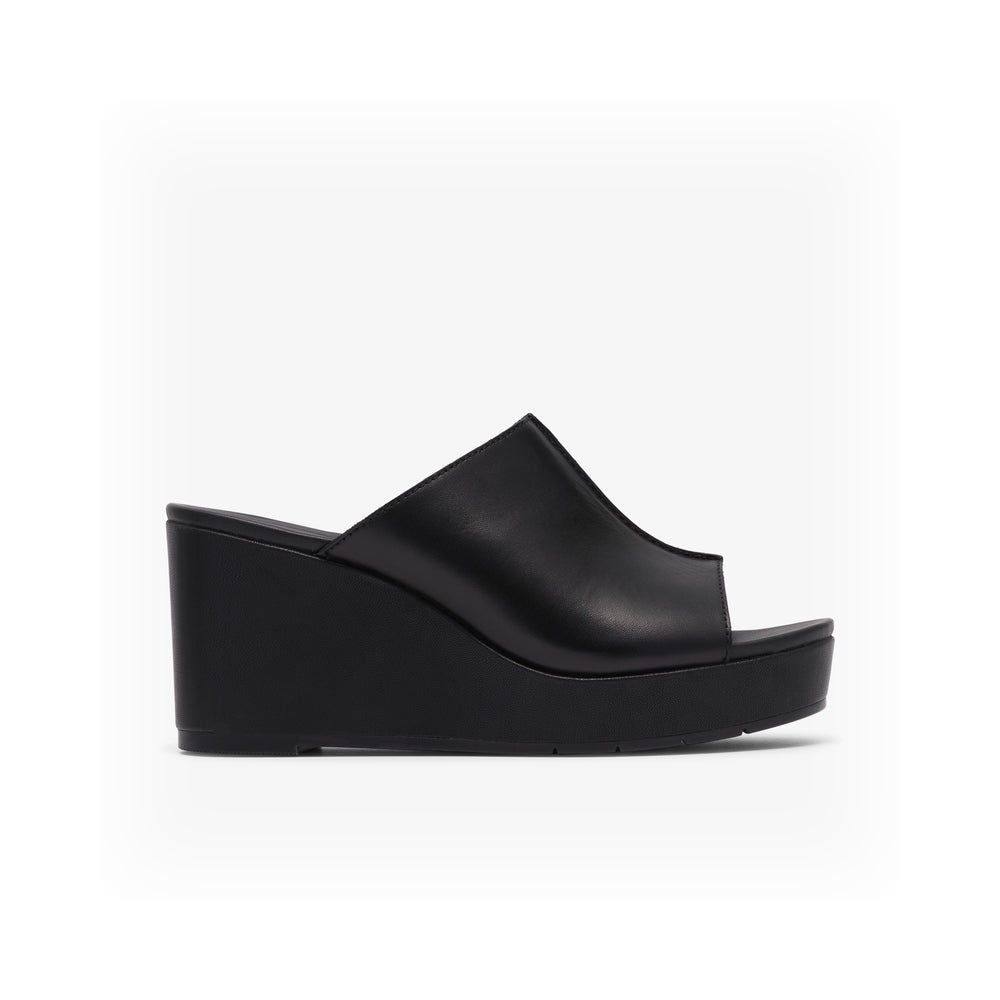 Clarks Women's Flat Slipper Sabina Mule Black Leather 26186105