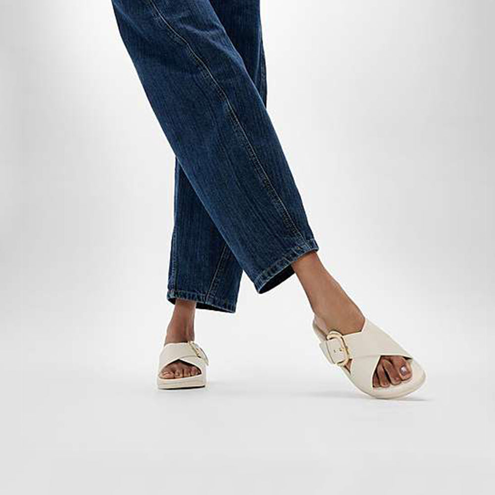 '- ["Ciabatte","Donna","FitFlop","PE25","Scarpe"] - Fitflop Ciabatte Lulu Resin Buckle Leather Cross Slides Paris Beige - Lupis SRL