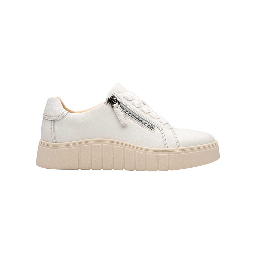 Clarks Mykah Joy Off White Leather Women's Sports Shoes 26184245